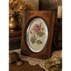 Vintage Carved Wooden Oval Picture Frame Silver Frosted Liner 10x7 Tabletop Wall